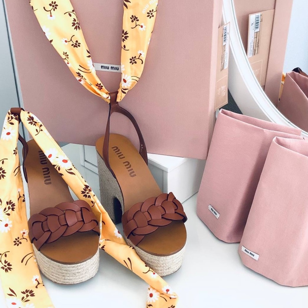 Mi Miu Ankle Tie Platform Sandal